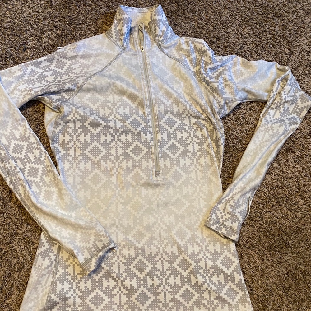 Nike fuzzy dri fit shirt